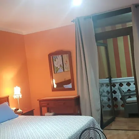 Casa Carolina Y Roger Hébergement de vacances Tazacorte